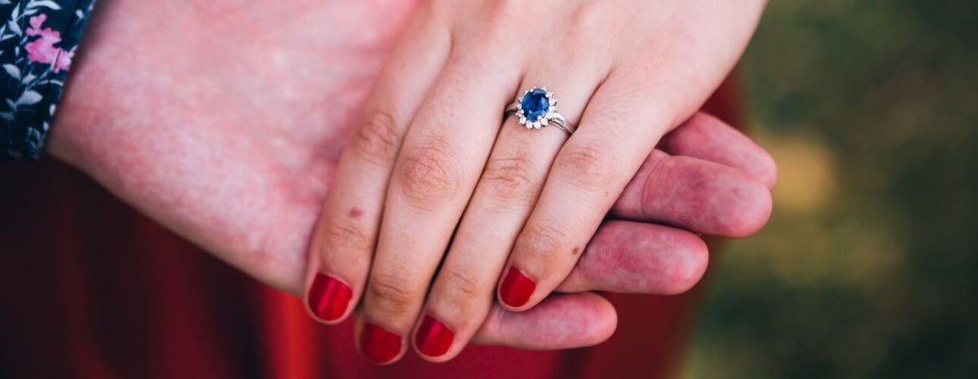 Cómo Elegir el Anillo de Compromiso Ideal: Pasos para Escoger un Buen Anillo