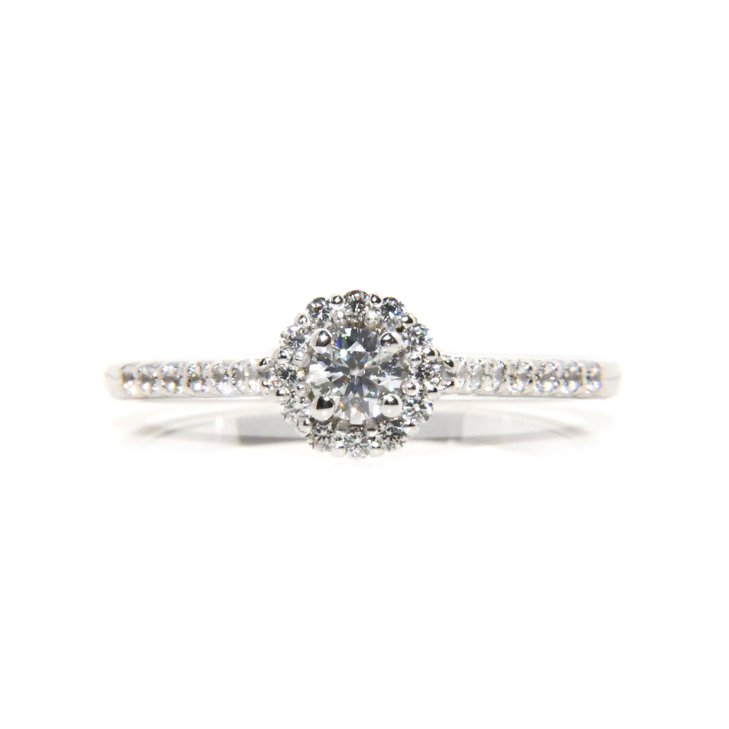 Anillo de Compromiso en Plata Fina con Moissanita de .40cts