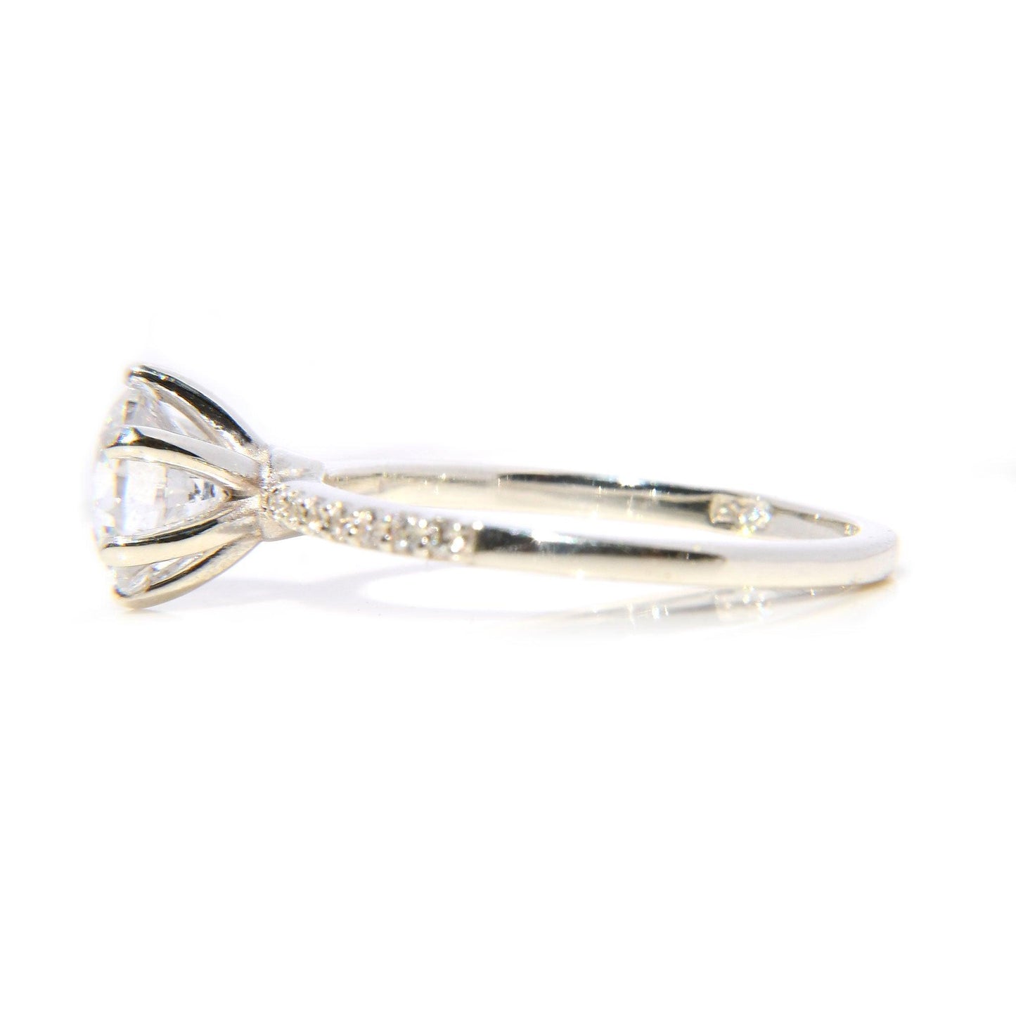 Anillo Arinka con Moissanita 1.2Cts - ALENNA JEWELS
