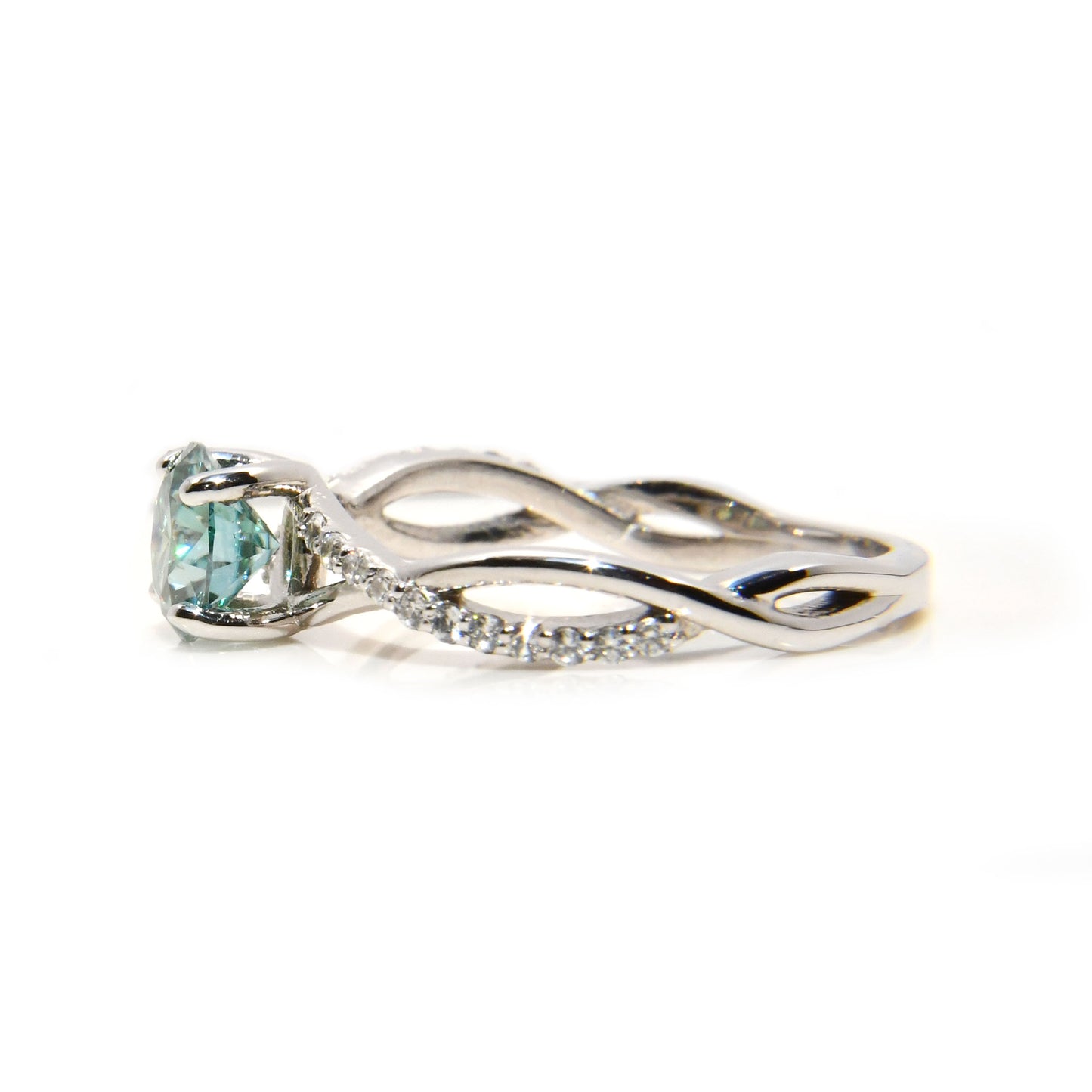 Anillo de Compromiso con Moissanita Verde 1Cts
