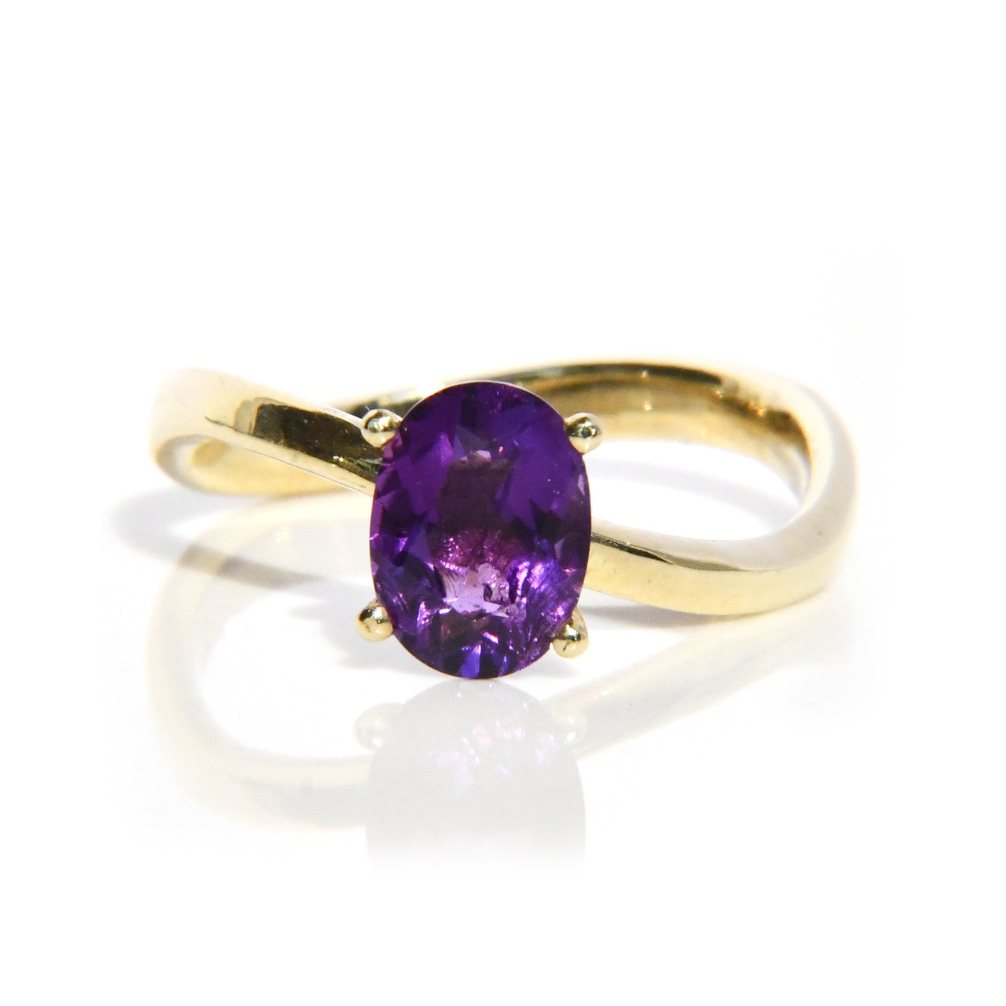 Anillo de Compromiso con Amatista Oval