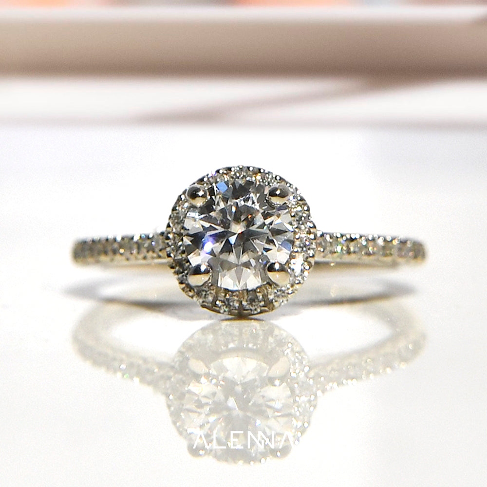 Anillo de Compromiso con Halo de Moissanitas .80Cts