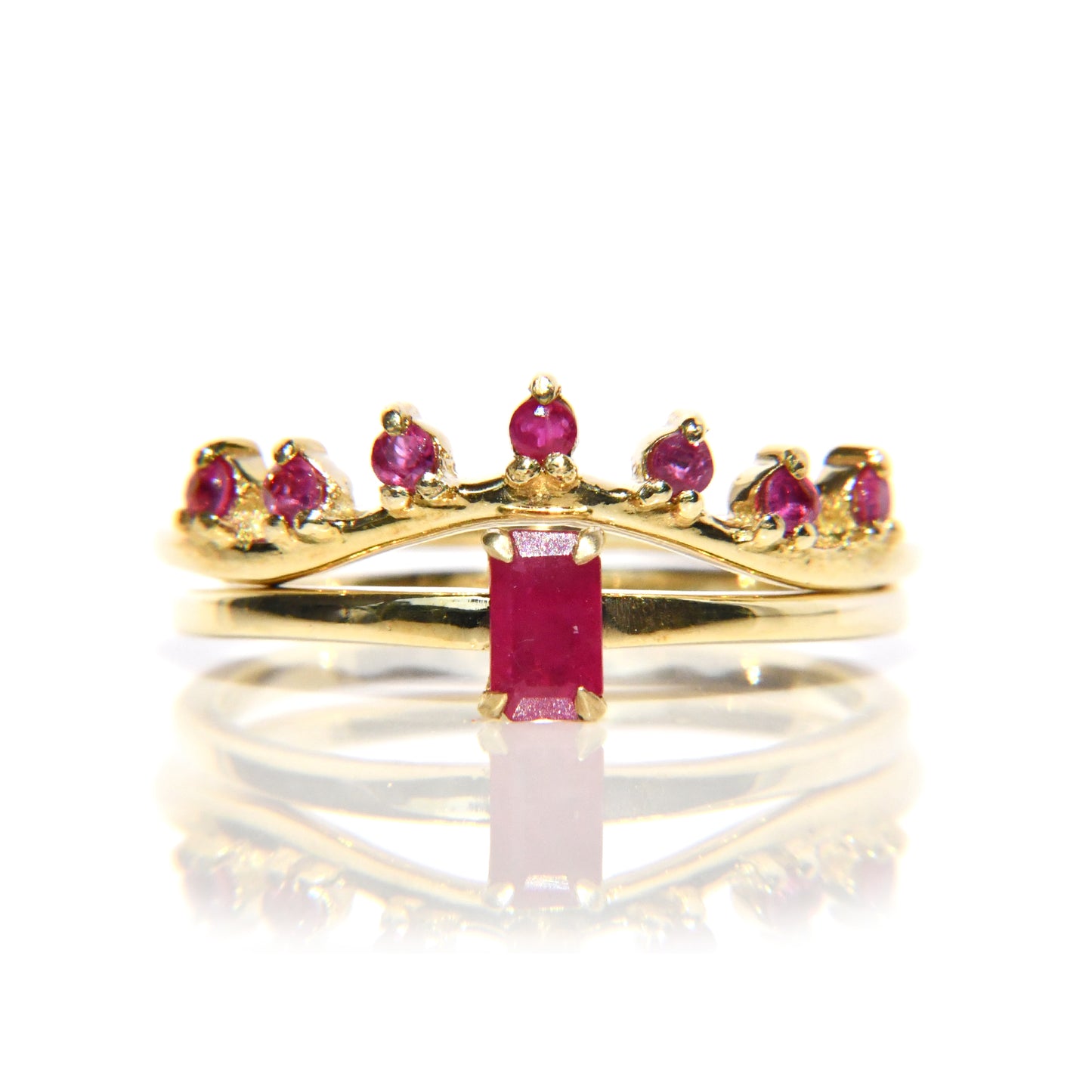 Anillo con Rubí corte Esmeralda / Gema Mes de Julio