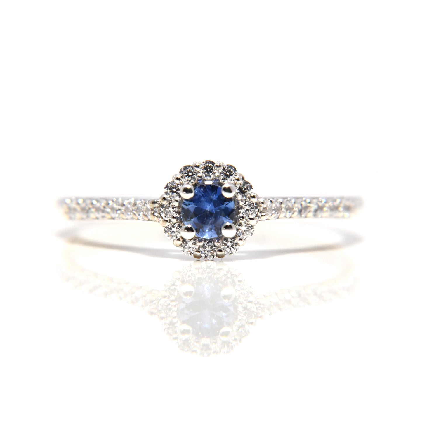 Anillo de Compromiso con Zafiro .22Cts