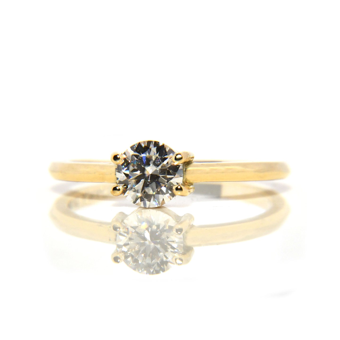 Anillo de Compromiso con Moissanita .50Cts