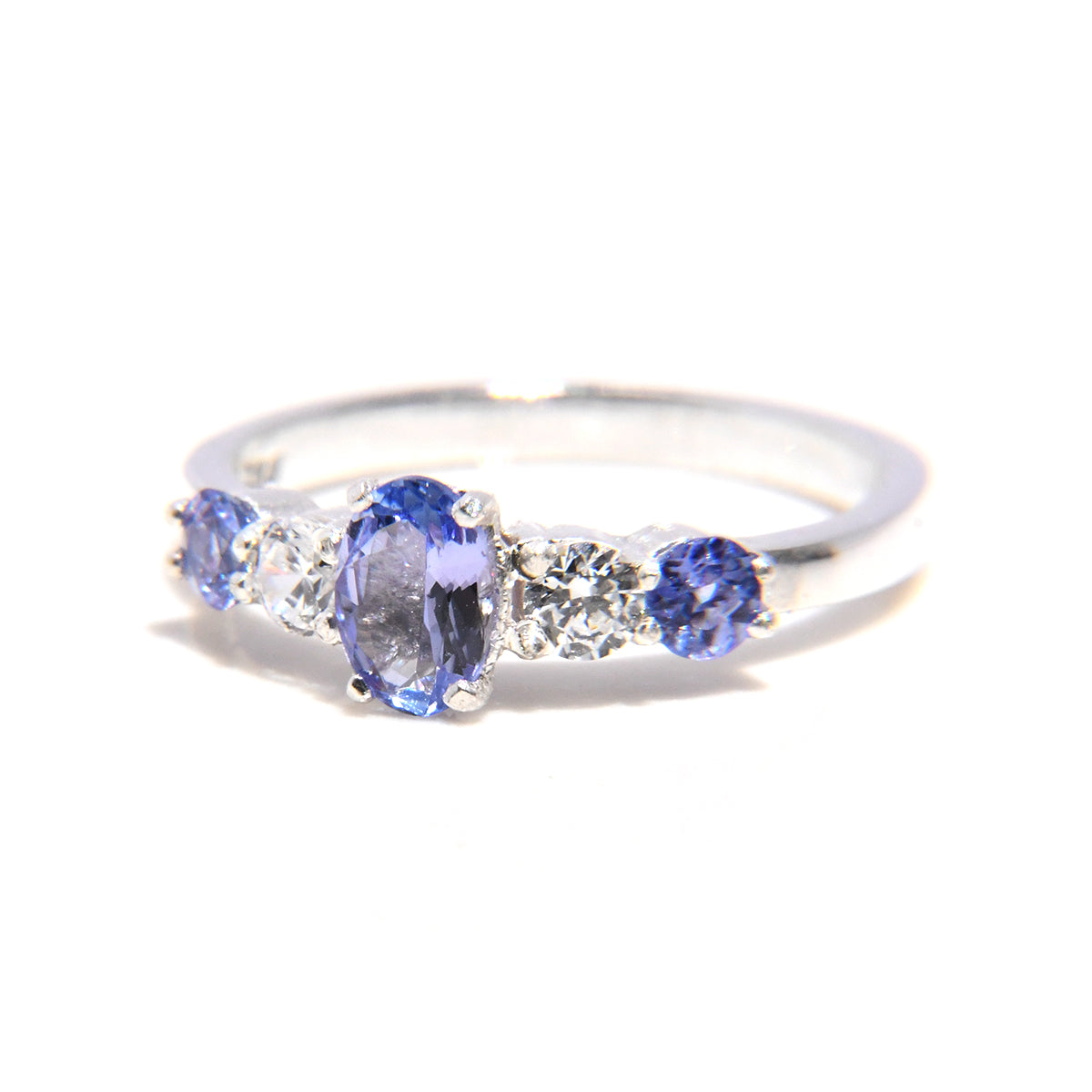 Anillo Sarai con Tanzanitas y Moissanitas