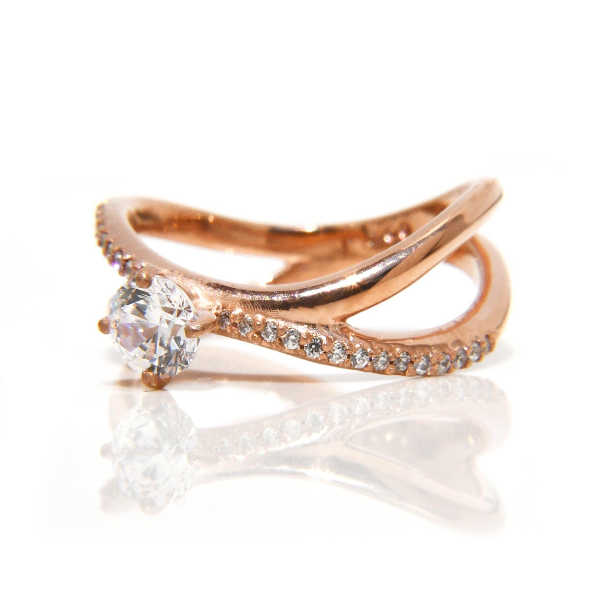 Anillo de Compromiso Doble Ola con 27 Diamantes - ALENNA JEWELS