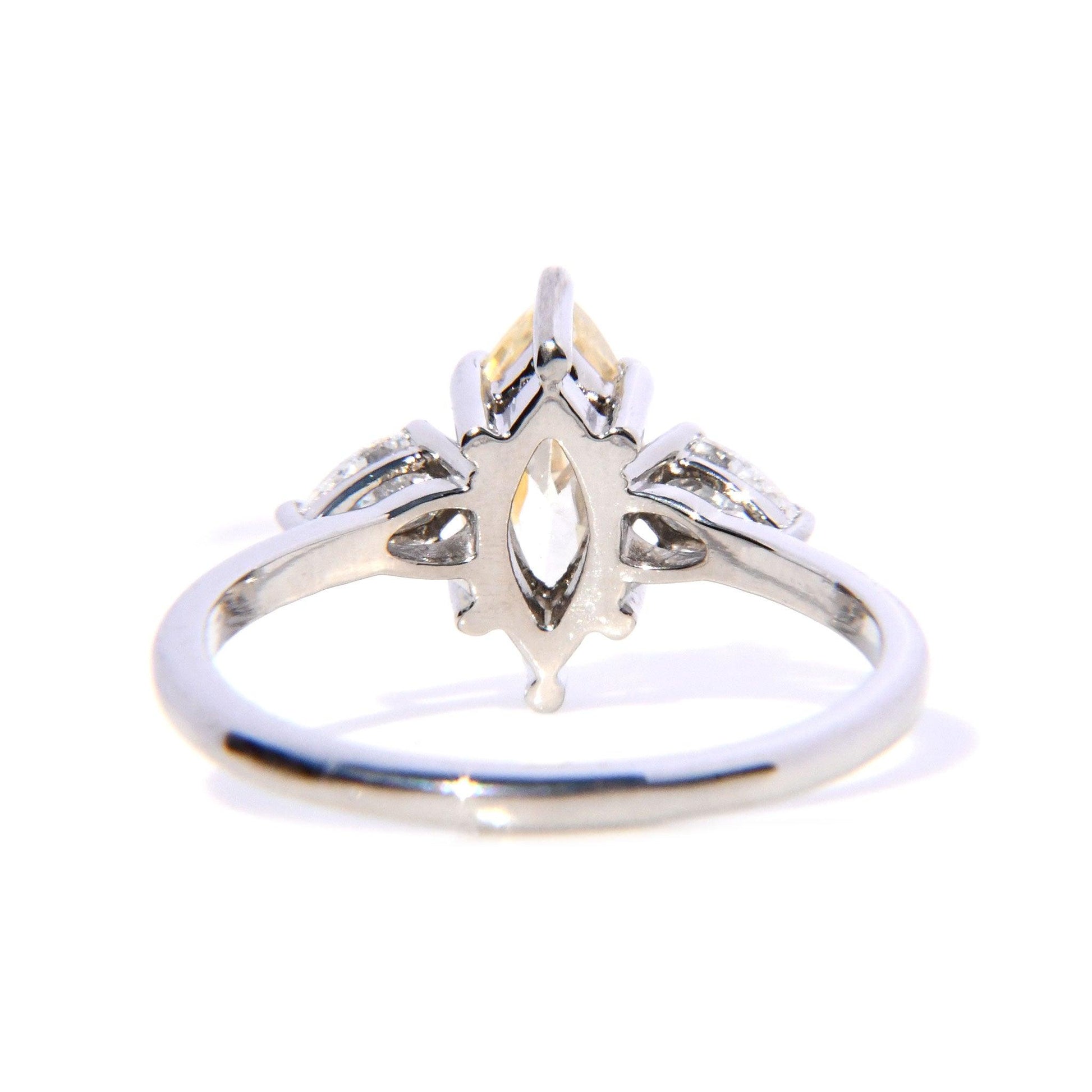 Anillo Ariana con Moissanita Champagne de 1Cts - ALENNA JEWELS