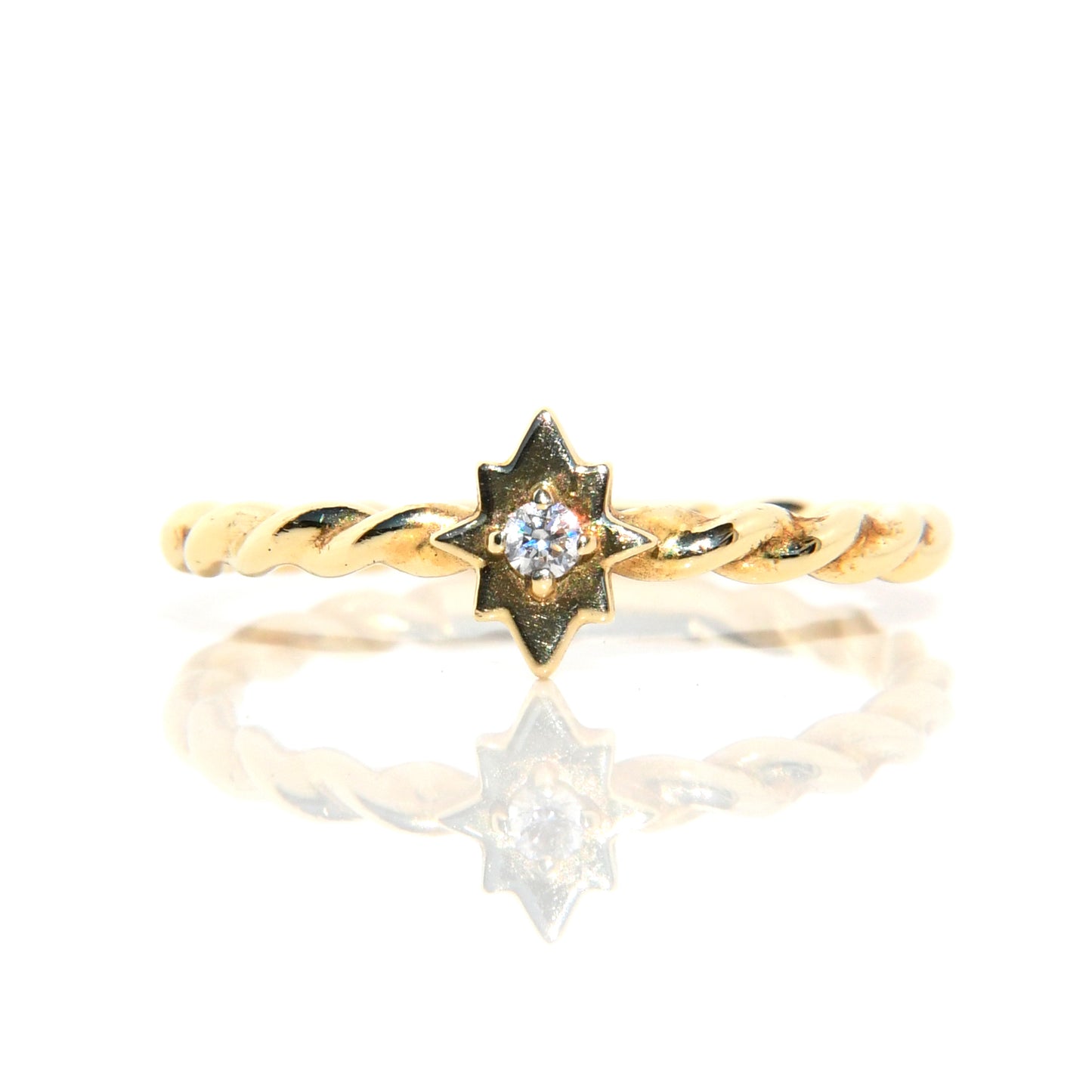 Anillo Estrella del Norte con Diamante
