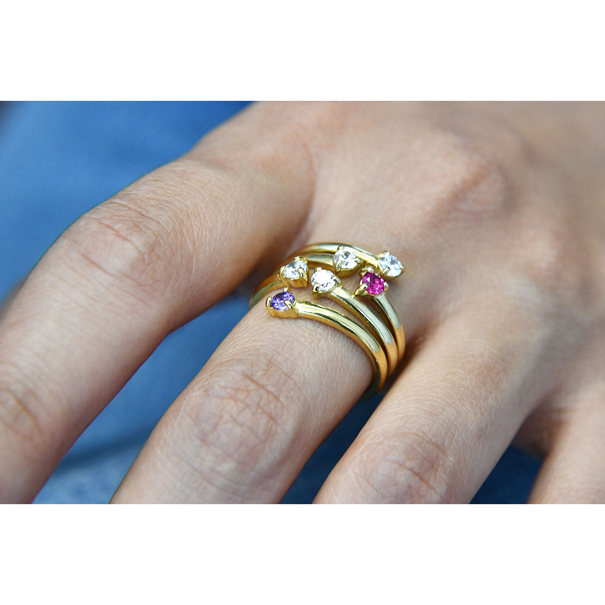 Anillo Espiral con Esmeraldas / Gema Mes de Mayo