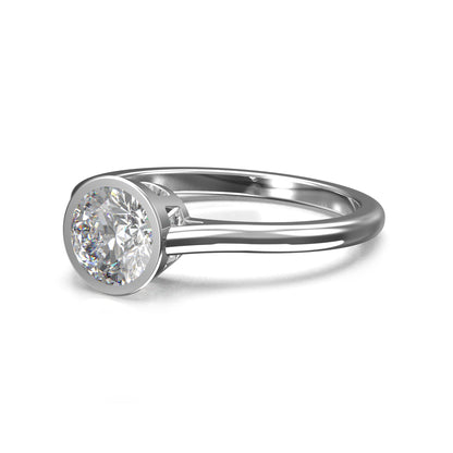 Anillo de Compromiso con Diamante en bisel