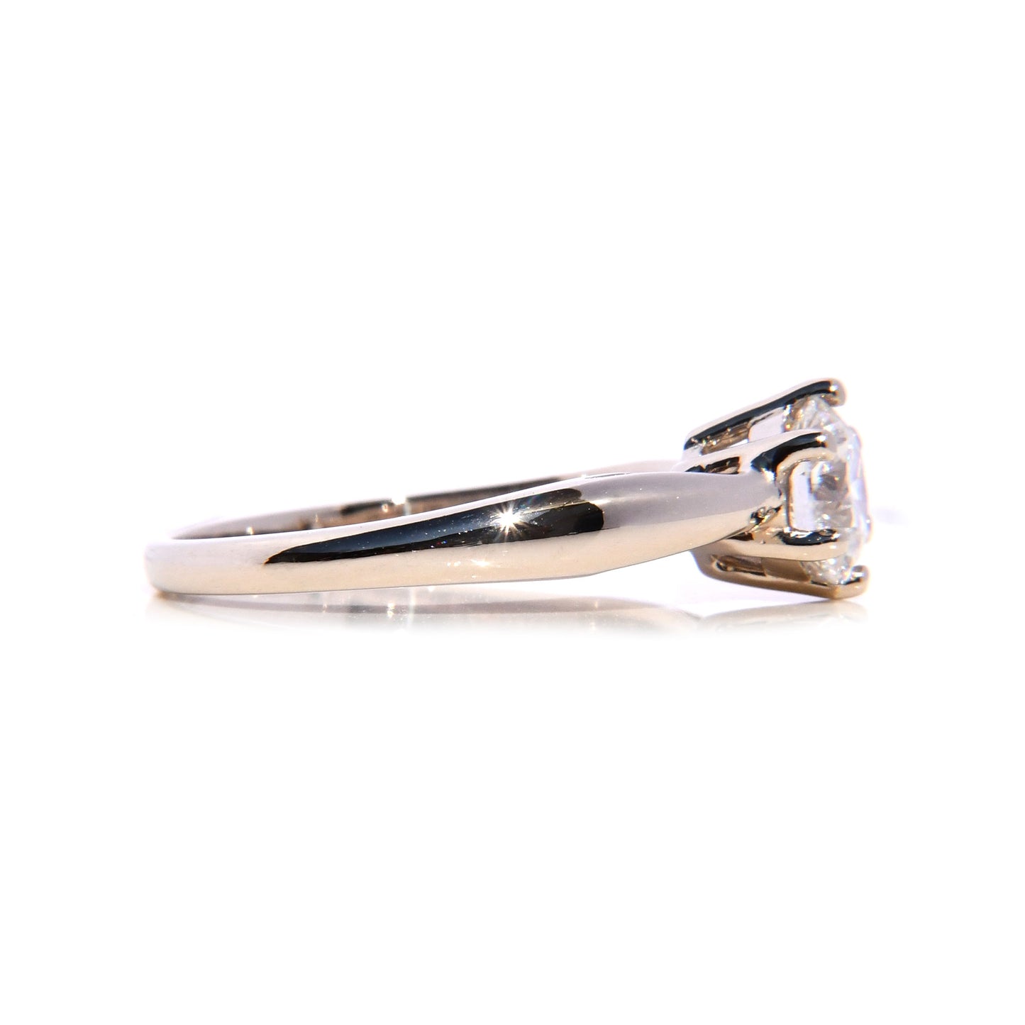 Anillo de Compromiso en Plata Fina con Moissanita 1ct