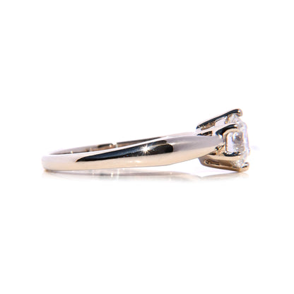 Anillo de Compromiso en Plata Fina con Moissanita 1ct