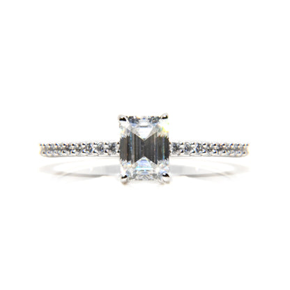 Anillo Arya con Moissanita Esmeralda 1Cts