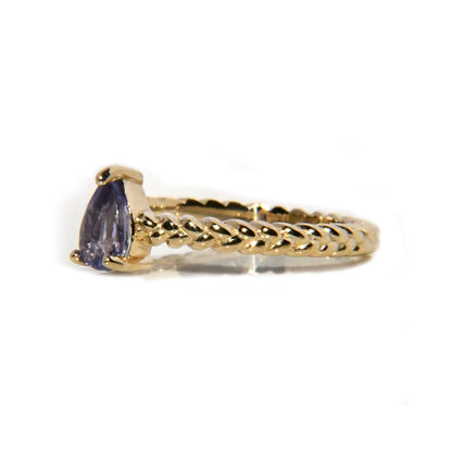 Anillo de Compromiso con Tanzanita corte Pera
