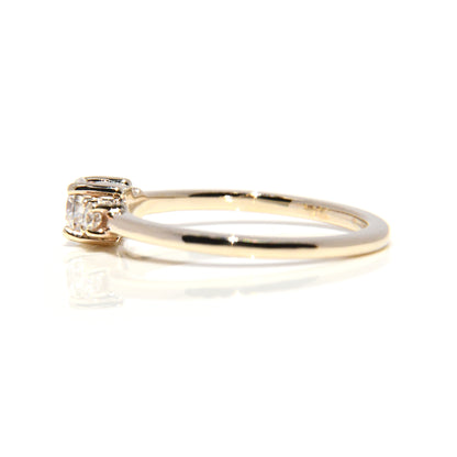 Anillo Alexia con Moissanita de .30Cts