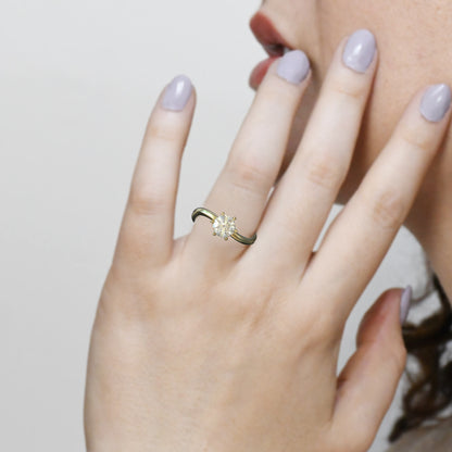 Anillo de Compromiso con Diamante Redondo, Infinito