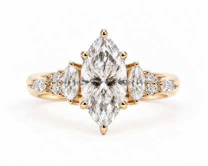 Anillo de Compromiso Seraphine con Diamante Marquise