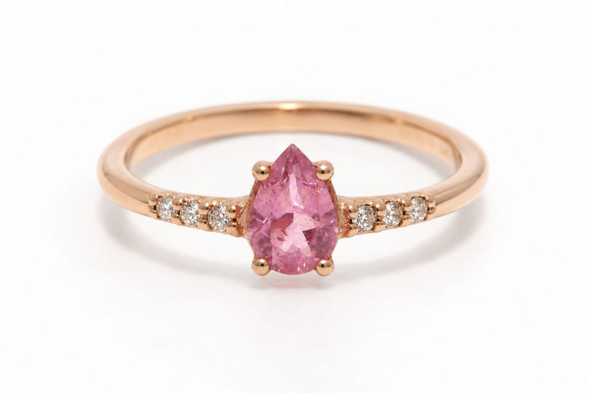 Anillo con Turmalina y Diamantes / Mes de Octubre