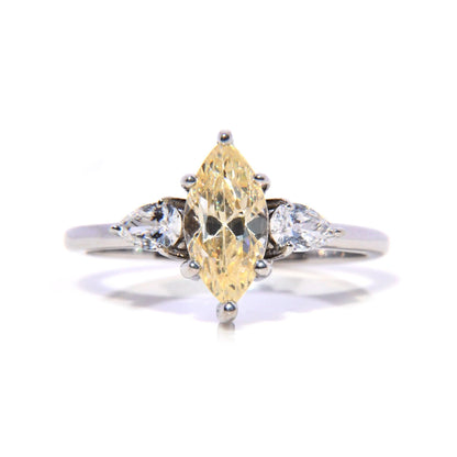 Anillo Ariana con Moissanita Champagne de 1Cts - ALENNA JEWELS