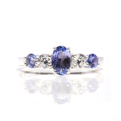 Anillo Sarai con Tanzanitas y Moissanitas