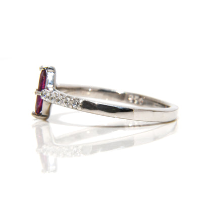 Anillo con Rodolita y 12 Diamantes