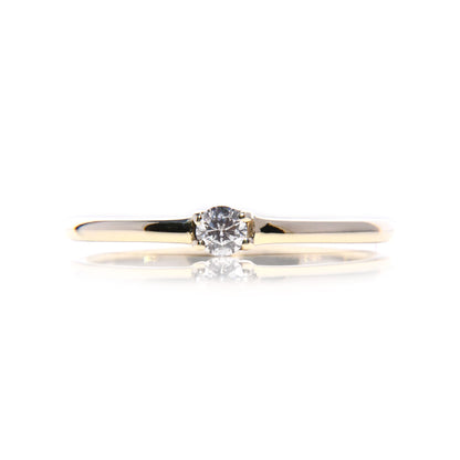 Anillo de Compromiso con Diamante de .1Cts