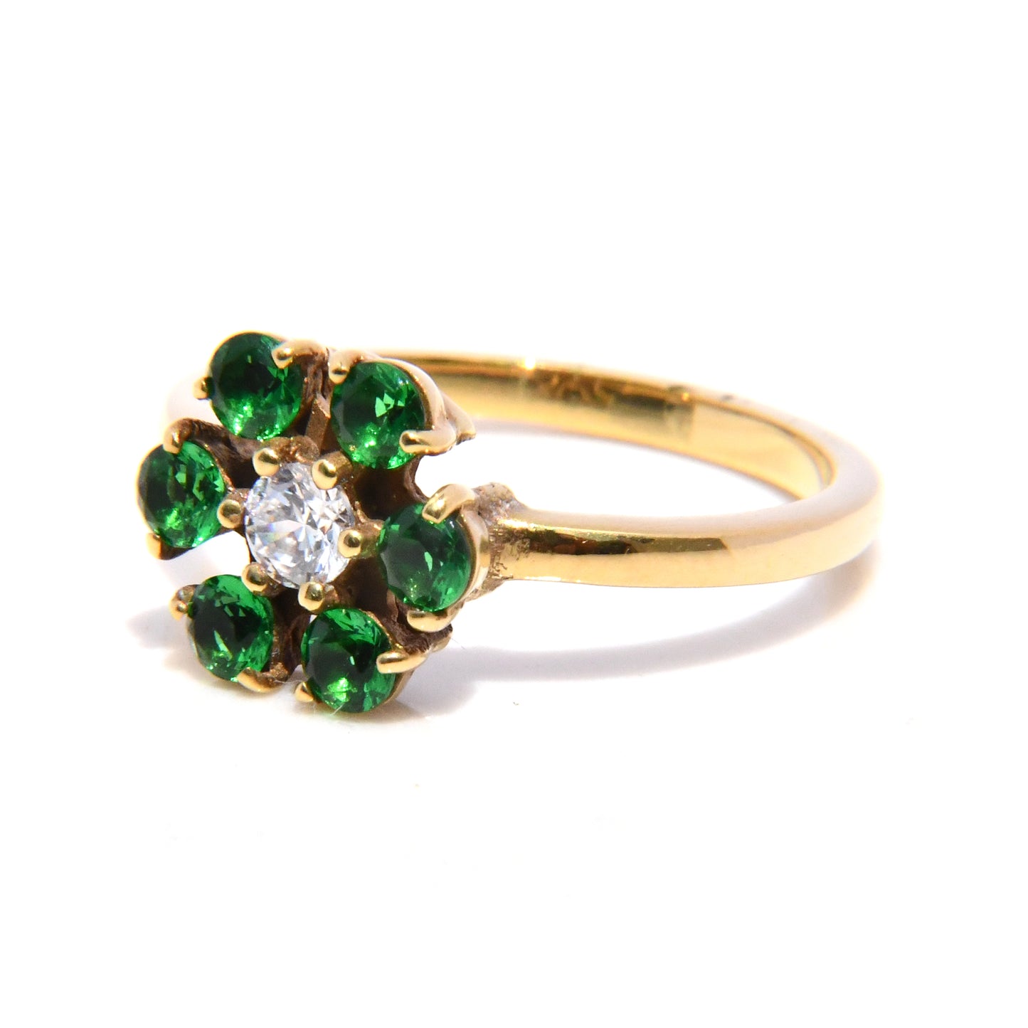 Anillo de Flor con Esmeraldas / Gema mes de Mayo